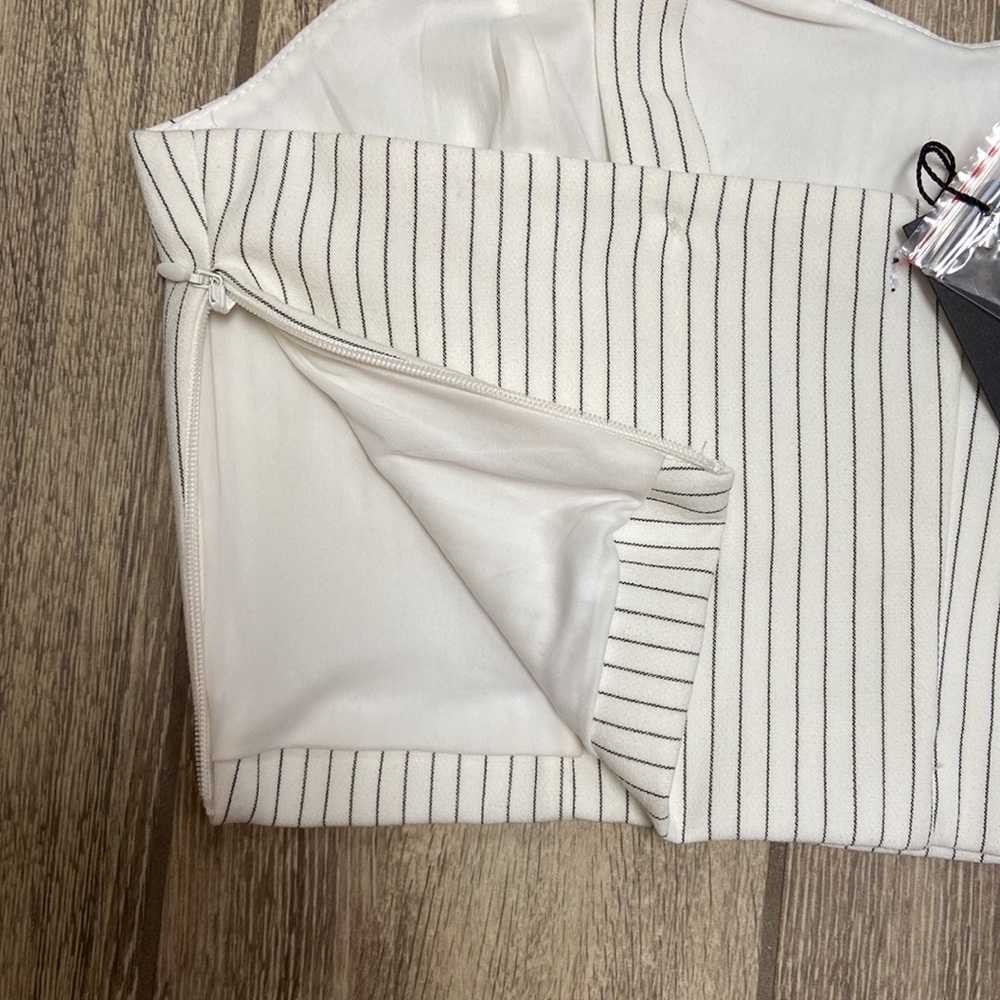 NWT Dynamite Bustier and Scoop Neck Crop Top - Picture 6 of 10